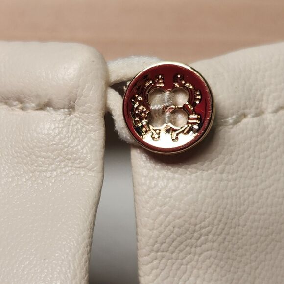 $129 Lucy Paris Women White Faux Leather Short-Sleeve Blouse Top T-Shirt Size XS - Picture 6 of 16